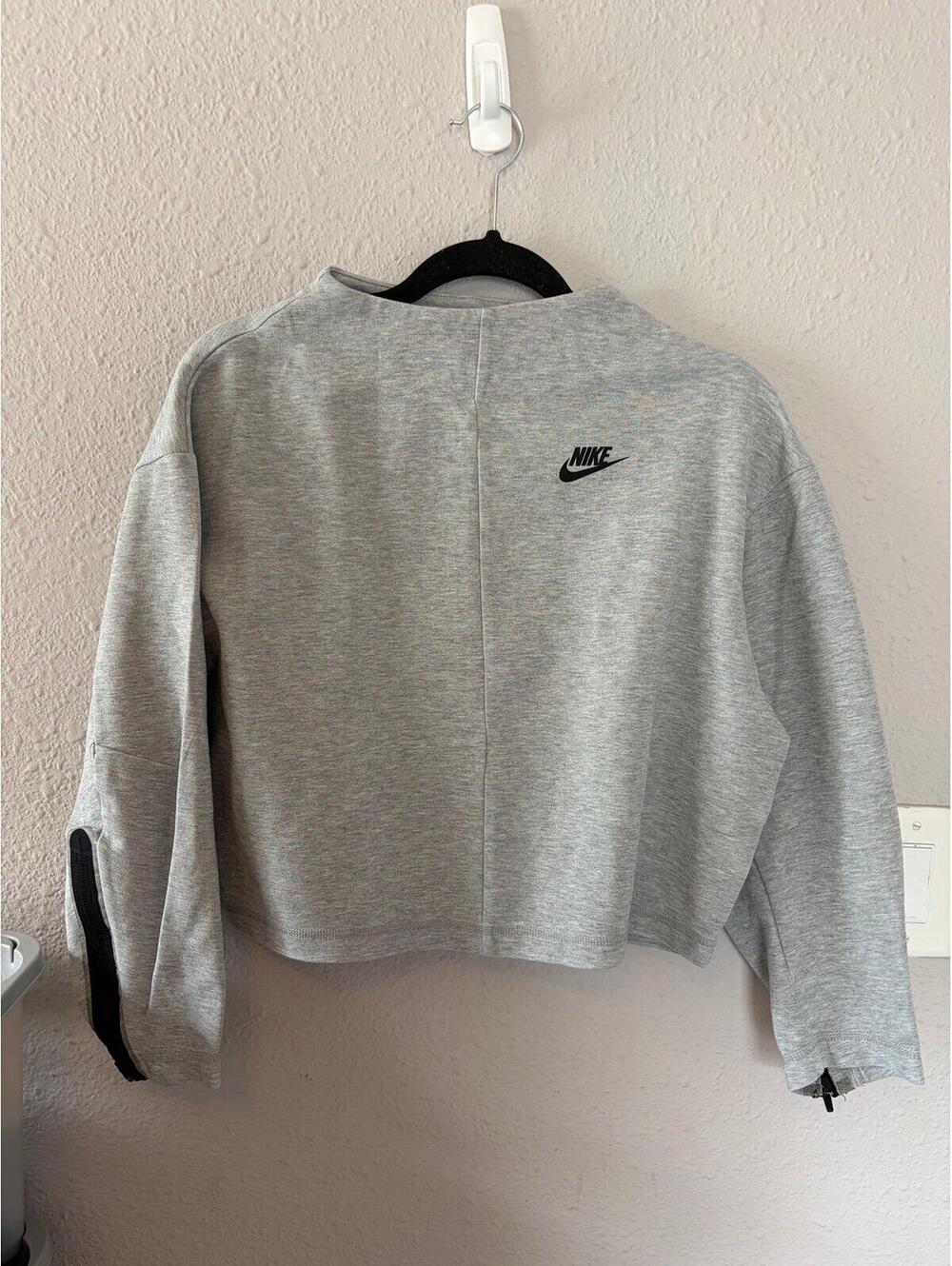Nike Tech Grey Mock Neck Crew size XS